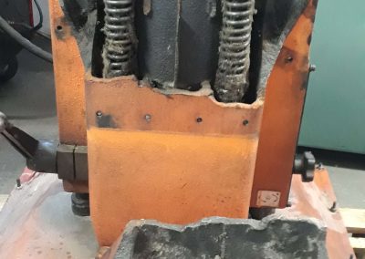 Reparación soldadura mediante fundición electrodo pieza